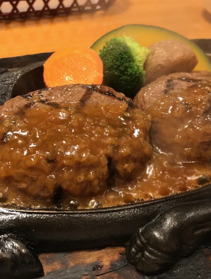 静岡 さわやかハンバーグ】久しぶりにやっと食べれた！！牛肉100